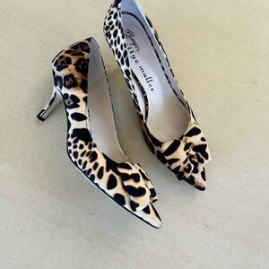 Vintage leopard Pumps